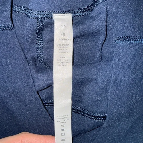 lululemon athletica Navy Cropped Leggings - Picture 2 of 2